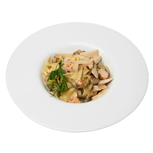 Паста з куркою та грибами