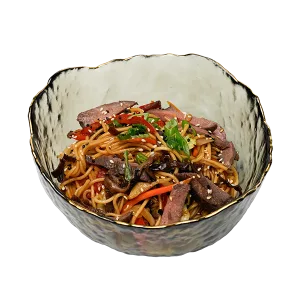 Пшенична локшина з телятиною